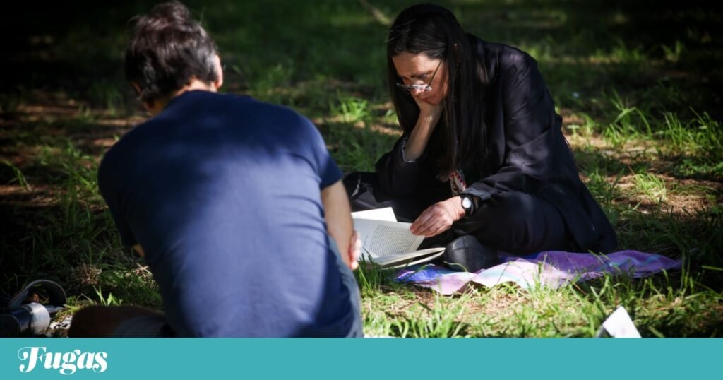 O fenômeno dos clubes de leitura silenciosa que ganha força em Portugal