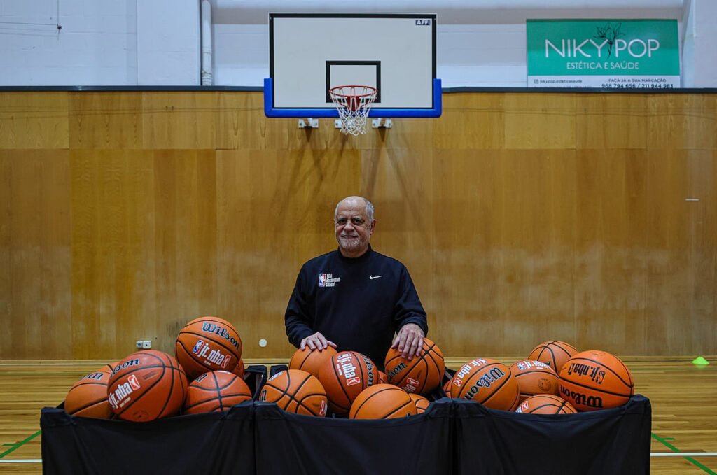 tuguesa de Basquetebol, mas seria o mesmo que ter a possibilidade de comer uma r