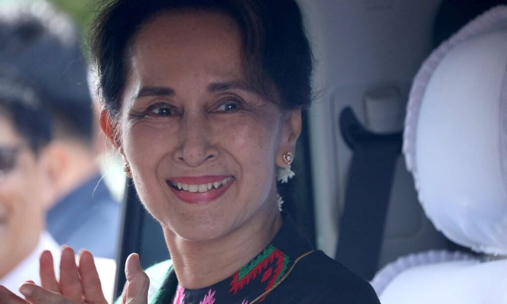 ONU avalia comutação da pena de Aung San Suu Kyi como passo significativo