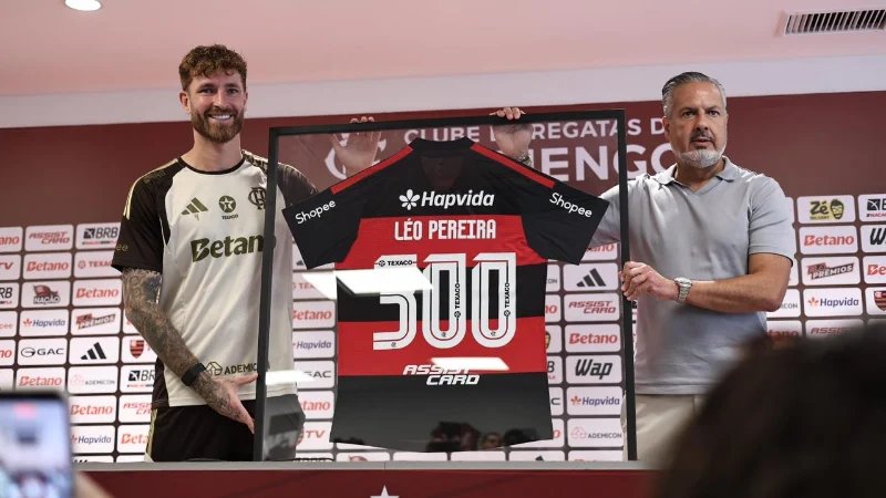 Léo Pereira celebra 300 jogos pelo Flamengo e projeta sonho de Copa do Mundo
