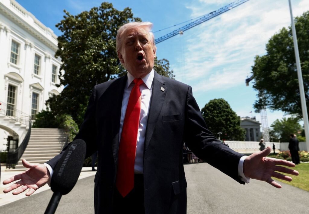 Irã apresenta nova proposta e Trump manifesta insatisfação em cenário de conflito