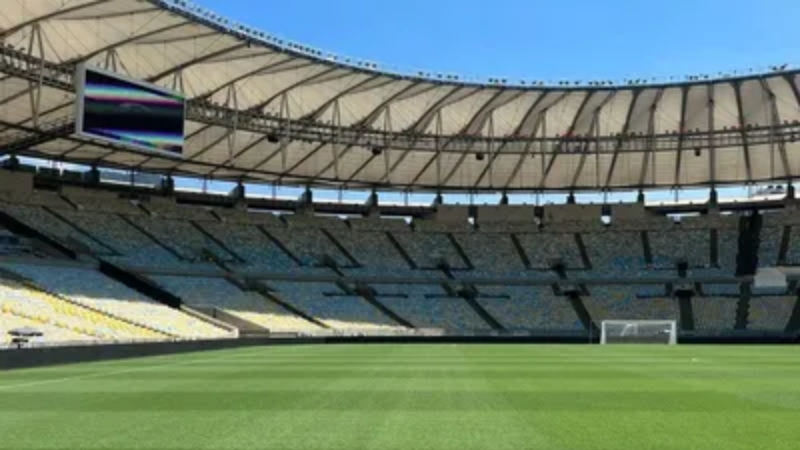 Flamengo e Vasco se enfrentam no Maracanã pelo Brasileirão