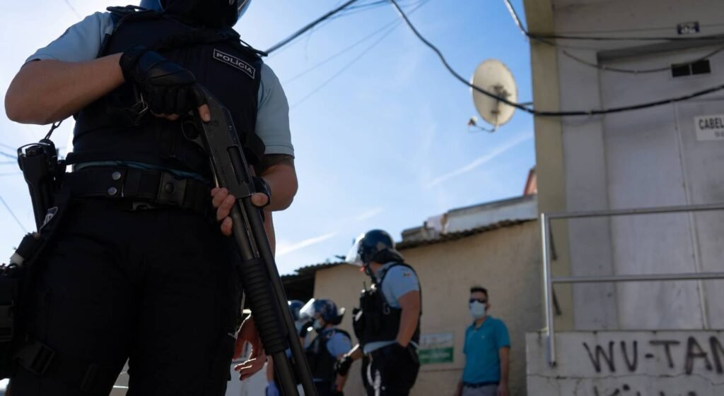 Agentes da PSP do Rato enfrentam justiça por tortura em Lisboa