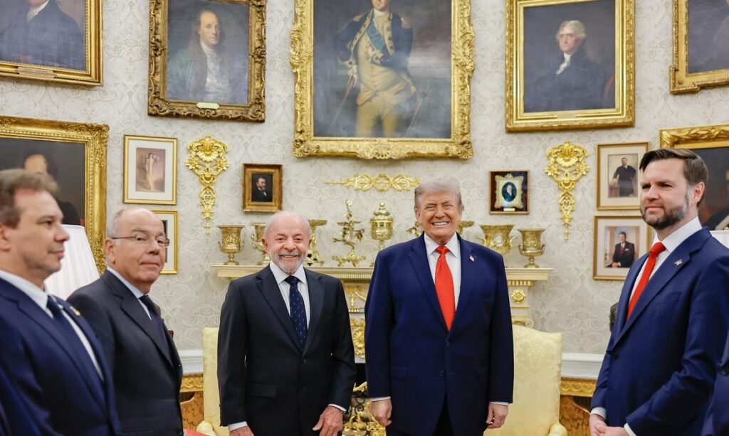 tações de outros países, acusando o Brasil de promover uma perseguição política