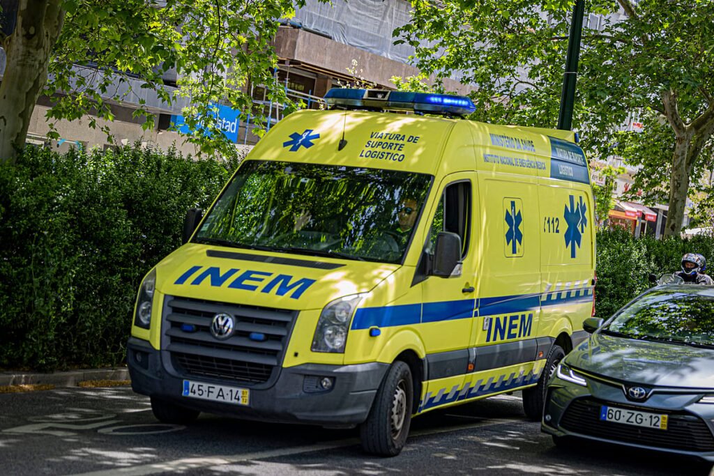 Associação Fénix denuncia crise e perda de capacidade operacional no INEM