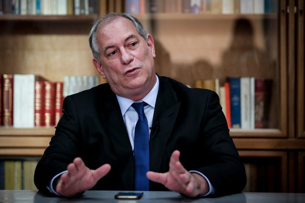 Ciro Gomes declina convite do PSDB e foca em candidatura ao governo do Ceará