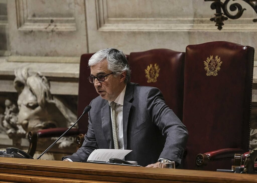 Aguiar-branco estabelece prazo para partidos indicarem nomes ao Tribunal Constitucional