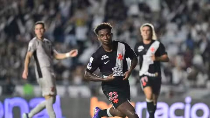 Vasco e Paysandu duelam por vaga nas oitavas da Copa do Brasil em São Januário