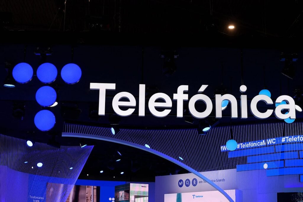Telefónica reduz prejuízo no início do ano e avança em plano de reestruturação global
