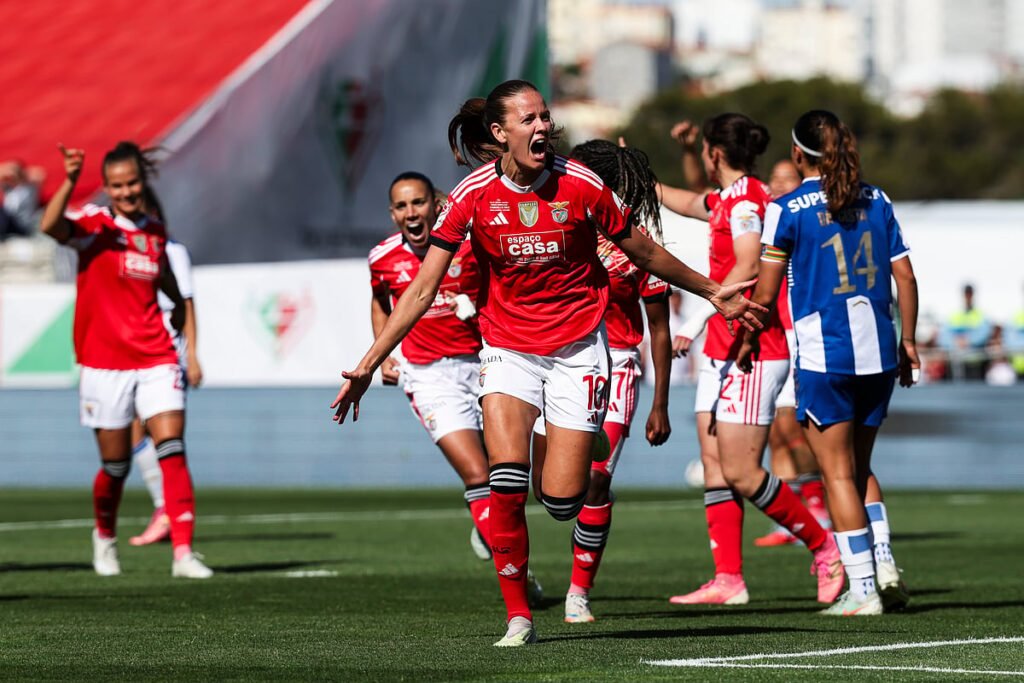 Benfica supera FC Porto e conquista a terceira Taça de Portugal feminina