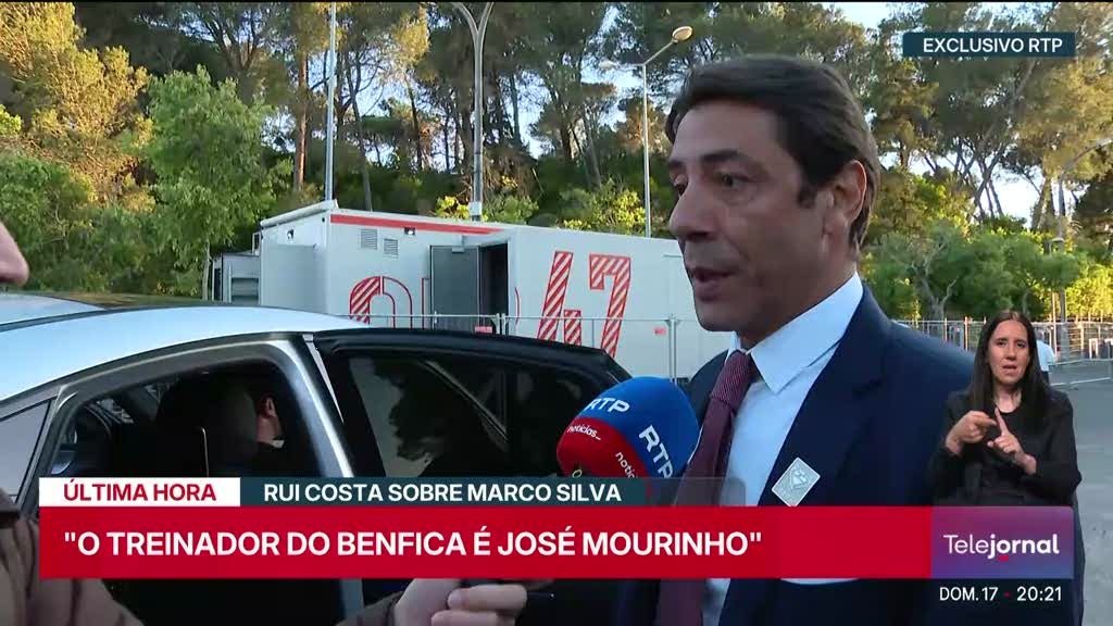 Rui Costa aborda futuro do comando técnico e cita José Mourinho no Benfica