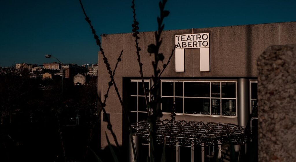 Teatro Aberto recebe Medalha de Mérito Cultural em Lisboa