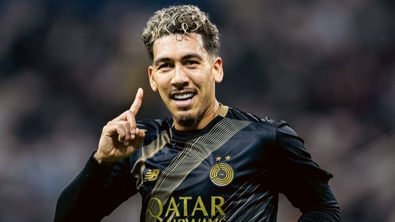 Com gol de Roberto Firmino, Al Sadd goleia o Shahaniya por 4 a 0 e assume a ponta no Catar