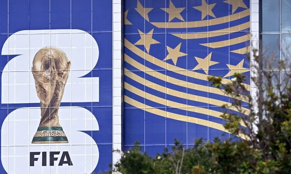FIFA fatura bilhões com ingressos e hospitalidade na Copa de 2026