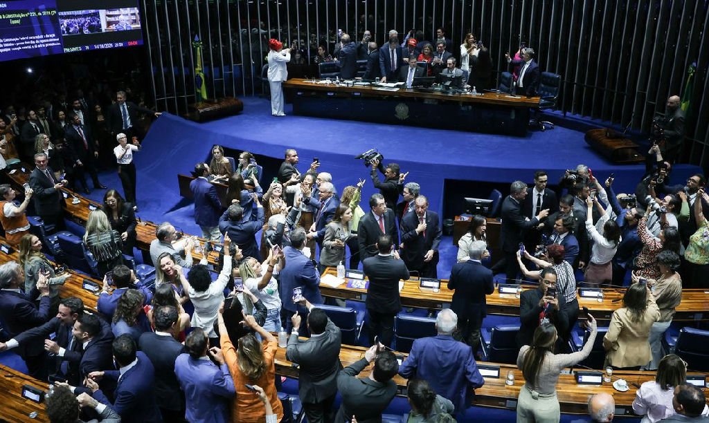 Fim da escala 6x1 repercute na imprensa internacional como trunfo político de Lula