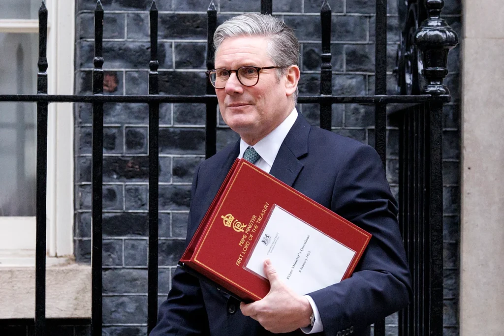 Keir Starmer aponta insegurança em Washington e pede União Europeia forte