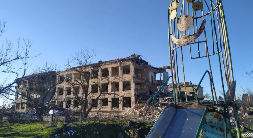 Kiev e Moscovo confirmam cessar-fogo para operação humanitária em Olechky
