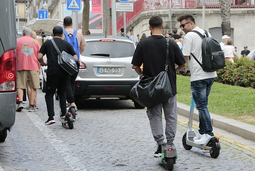 Lisboa avança com suspensão de trotinetes partilhadas após falha de operadores