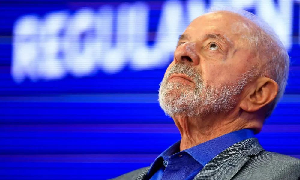 Lula critica encontro entre cúpula da globo e flávio bolsonaro antes de sabatina