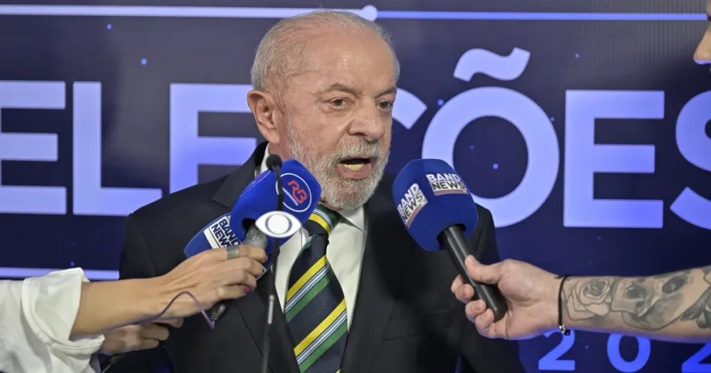 Lula pede voto a Jair Bolsonaro após questionamento de Flávio sobre urnas em presídios