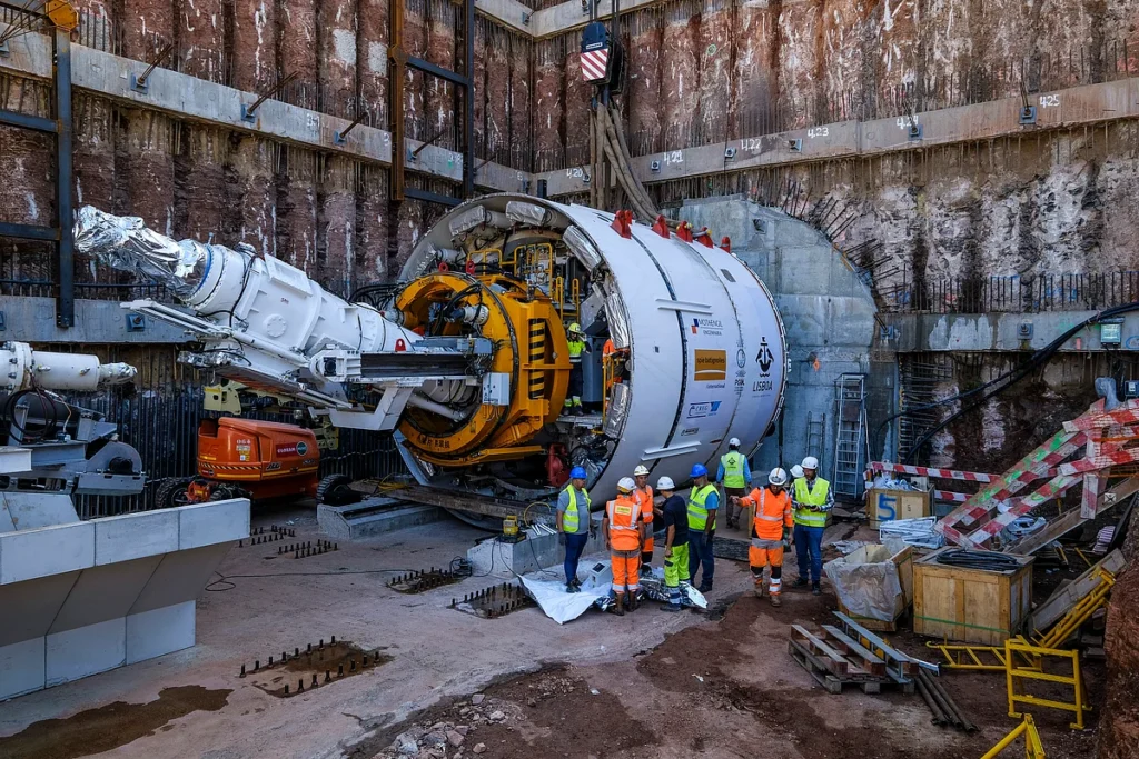 Meio século do BEI em Portugal soma 70 bilhões de euros em dez grandes obras