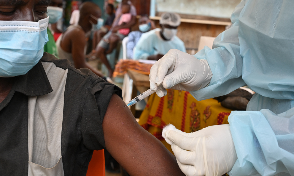 Nigéria confirma primeiro caso de ebola após chegada de voo internacional