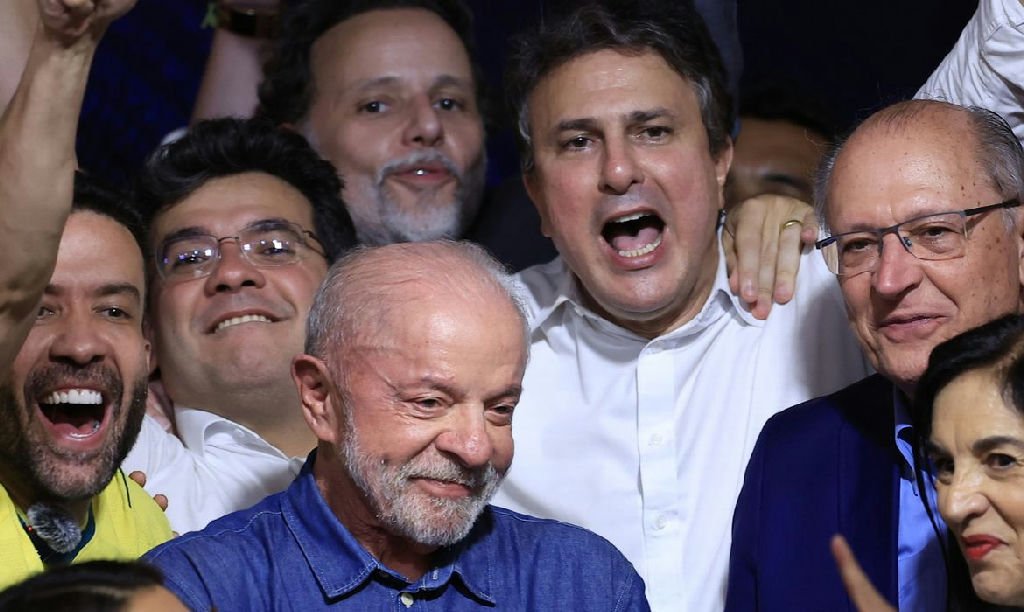 Presidentes da América Latina parabenizam Luiz Inácio Lula da Silva nas redes sociais após vitória