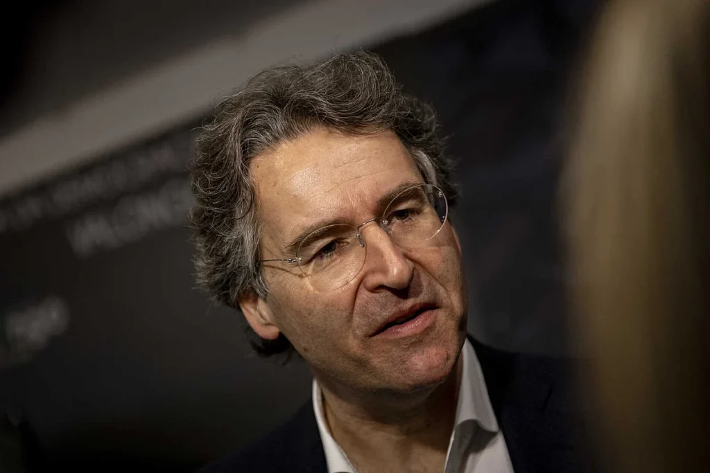 Tribunal condena atual e ex-presidente da câmara de valongo à perda de mandato