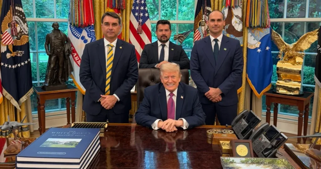Trump aposta no caso Flávio Bolsonaro para engajar base republicana nos EUA