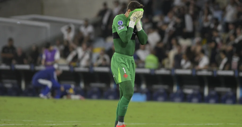Vasco é eliminado pelo boca juniors no maracanã pela sul-americana