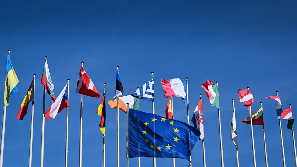 Zona euro regista défice de 3,3% no segundo trimestre com Portugal no topo dos excedentes