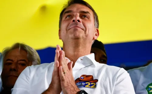 Aliados temem perdas no Senado e recuo oposicionista sem presença de Flávio Bolsonaro