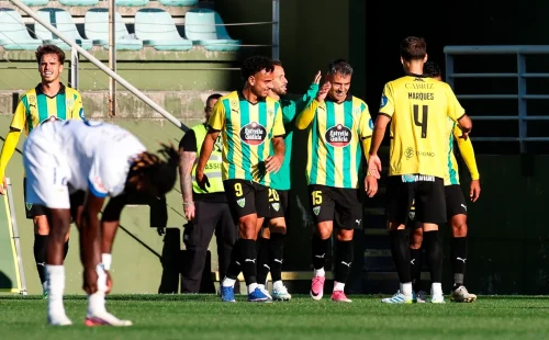 Alverca cai na taça após derrota nos acréscimos diante do tondela