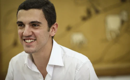 Análise da trajetória e dos desafios políticos de sebastião bugalho