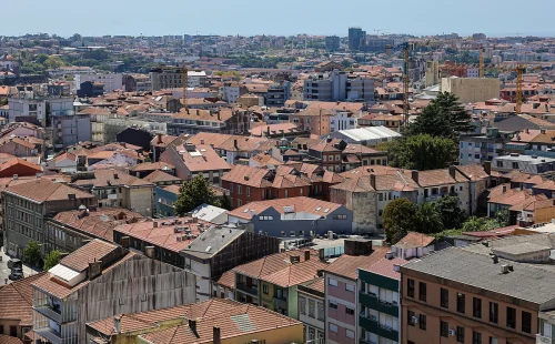 Área Metropolitana do Porto cobra verbas estatais para acelerar habitação