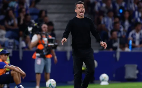 Benfica busca nova vitória na liga europa enquanto torreense enfrenta desafio fora