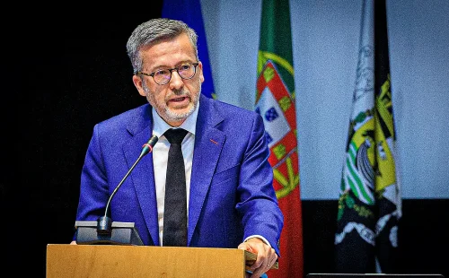 Carlos Moedas expressa solidariedade a manifestantes por habitação e pede calma