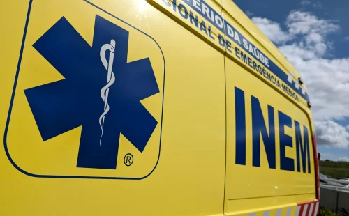 Colisão na Linha do Vouga deixa ferido e paralisa trens entre Águeda e Aveiro