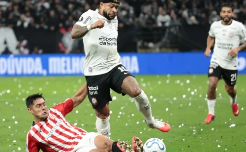 Corinthians vê risco de rebaixamento disparar após nova derrota no Brasileirão