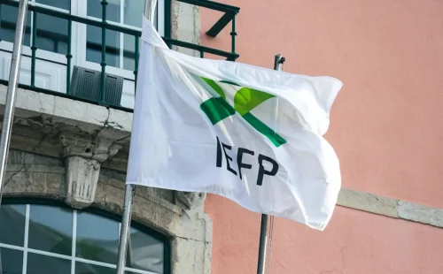 Desemprego fica em 5,6% em setembro segundo dados do INE