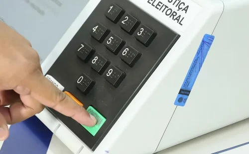 Entenda a regra constitucional que define o segundo turno entre dois nomes