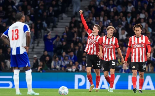 FC porto complica apuramento europeu após nova derrota frente ao PSV