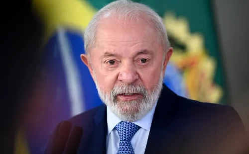 Governo lula aciona ministério público e pede ação contra a meta após falhas em redes sociais