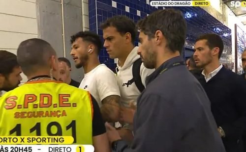 ting foram barrados à entrada do corredor de acesso aos balneários do Estádio do