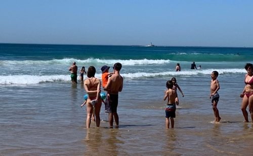 Portugal recebe 438 galardões Bandeira Azul para a nova época balnear
