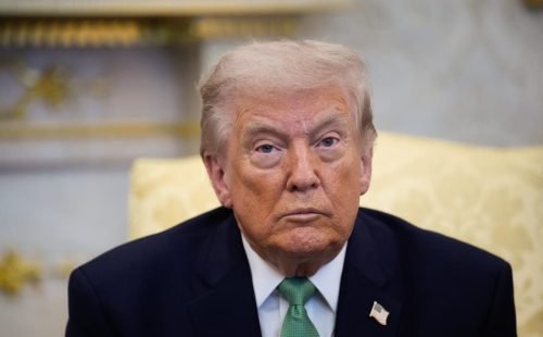 Donald Trump declara "vitória" no Irã e almeja triunfo com margem ainda maior