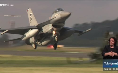 Saab estuda fabricação de componentes para caças Gripen em território português