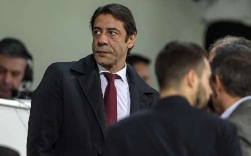 Rui Costa critica arbitragem após empate do Benfica em Famalicão