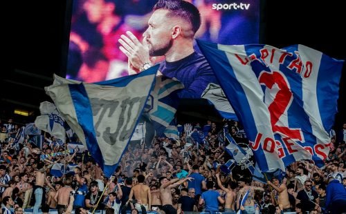 FC Porto conquista o 31.º título nacional em noite de festa no Dragão
