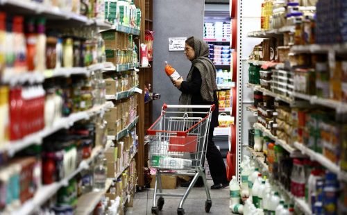 Impacto da operação Fúria Econômica gera crise humanitária e fome no Irão